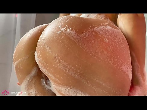 ❤️ Brunette شاور میں شدید orgasm کے لئے وائبریٹر کے ساتھ بلی میں مشت زنی کرتی ہے۔ ❤️❌ مقعد ویڈیو پر ur.dreamlandpassionfever.ru ☑